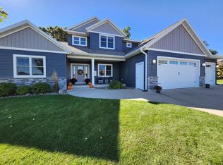 704 Knollwood DRIVE, Holmen, WI 54636