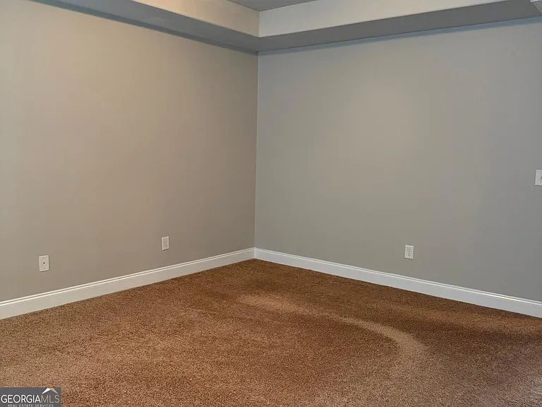 125 Leland Ln — Photo 25