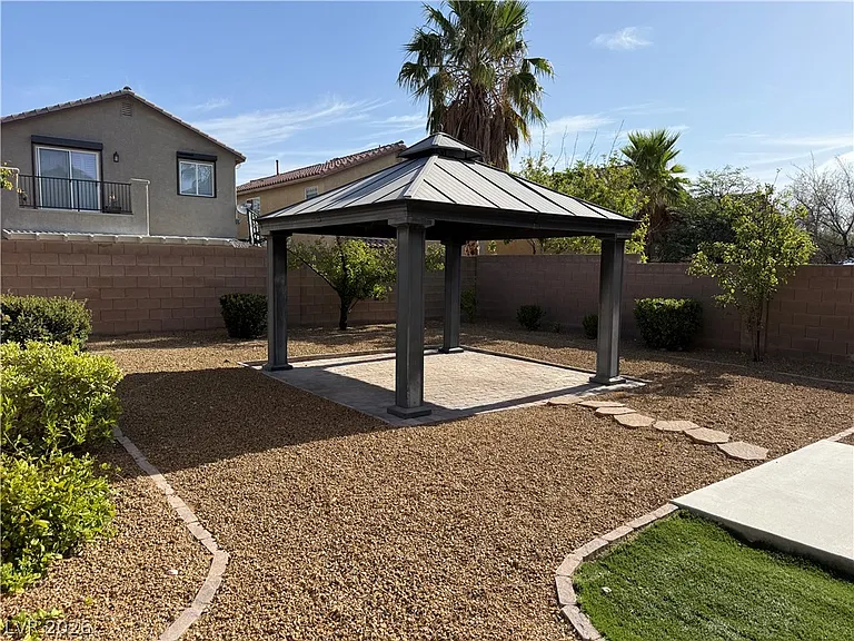9412 Santana Siesta Ave — Photo 15