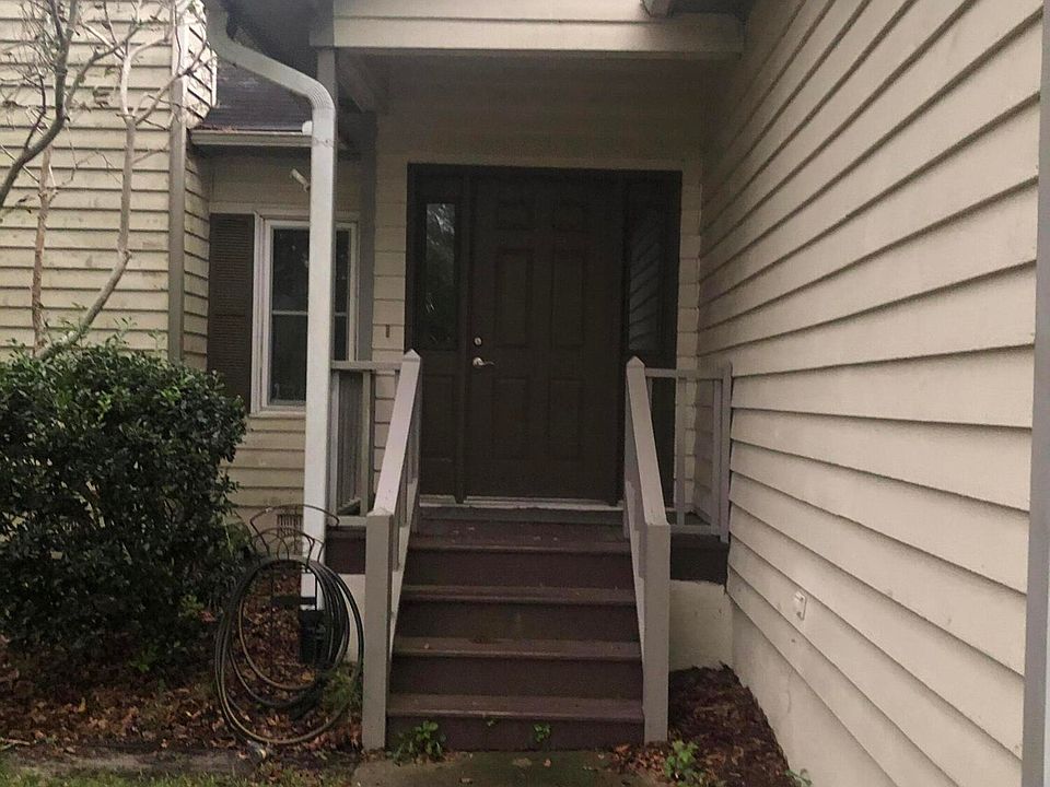 1st image of 113 Cane Cir