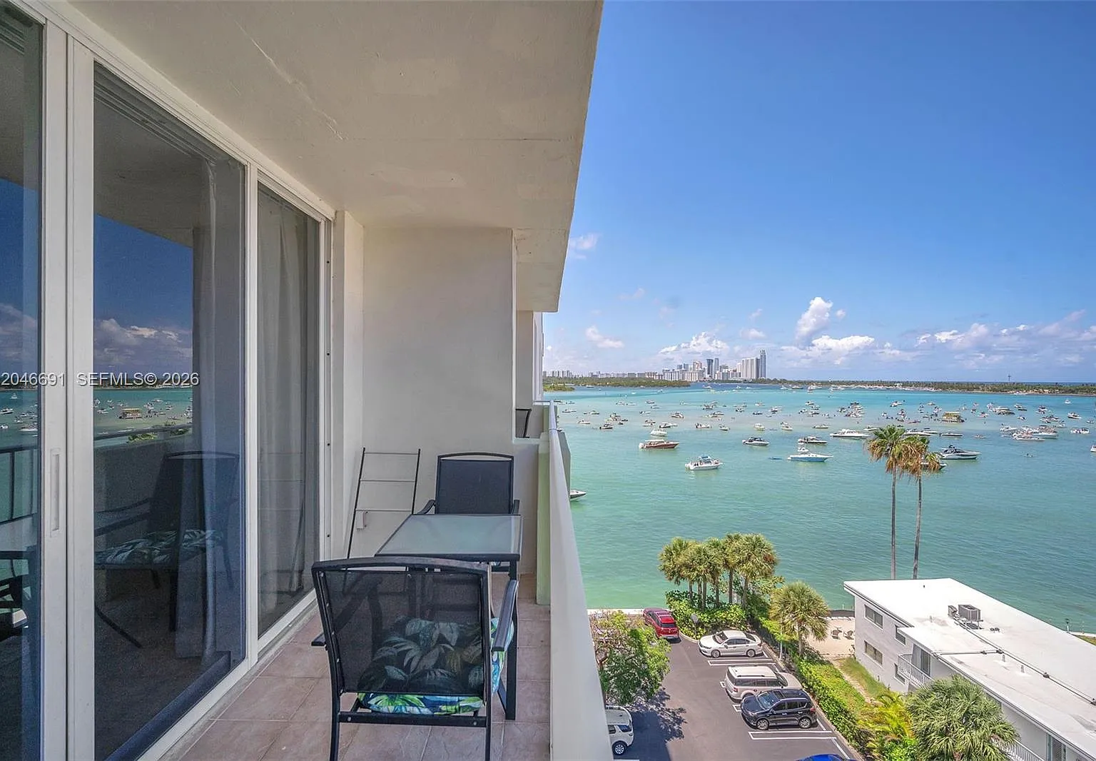 Island Pointe Condo — Photo 4