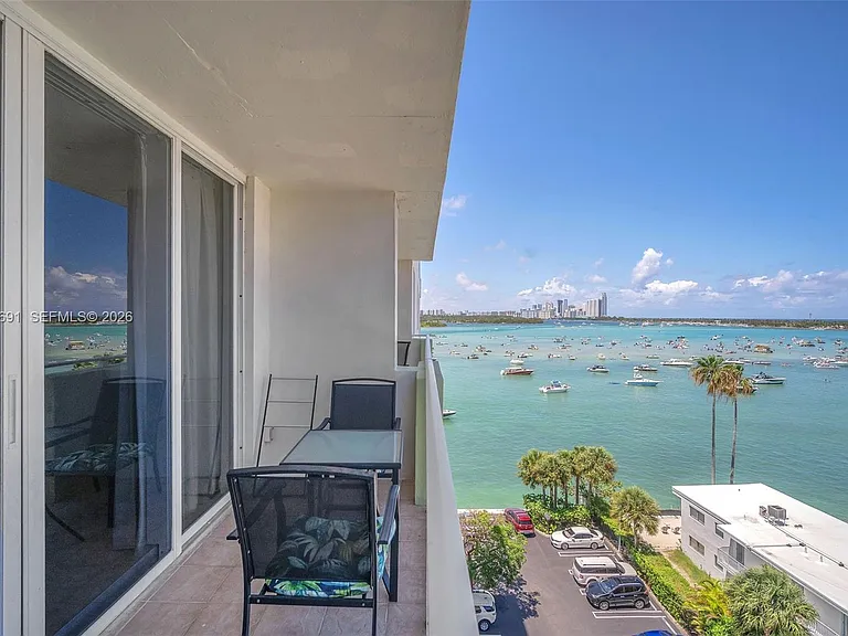 10350 W Bay Harbor Dr #8F — Photo 4