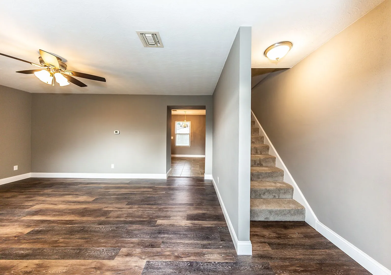 3 bedroom house in O'Fallon — Photo 3