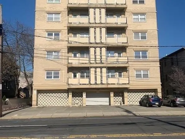 795 Avenue C APT 2C, Bayonne, NJ 07002