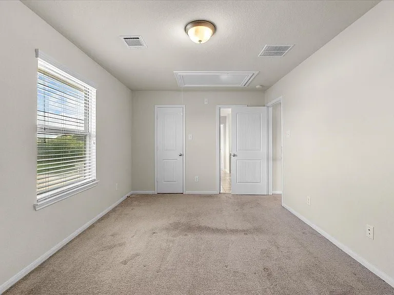 2246 Oakleaf Trail Ln — Photo 30