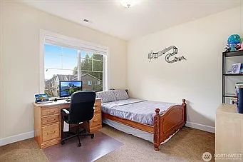 24302 NE 8th Pl — Photo 15
