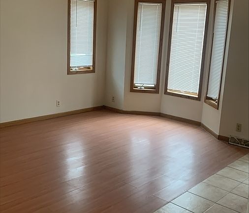 4th image of 3311 Humboldt Ave N