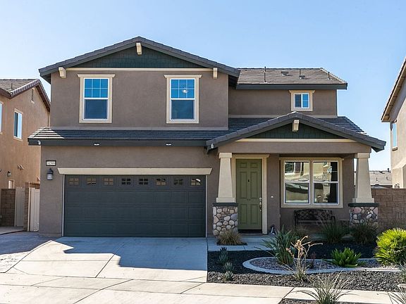 3rd image of 31599 Blossom Hill Ct