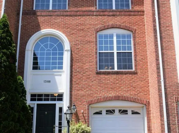 13108 Park Crescent Cir, Herndon, VA 20171