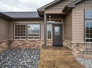 3426 Knob Hill Dr, East Wenatchee, WA 98802