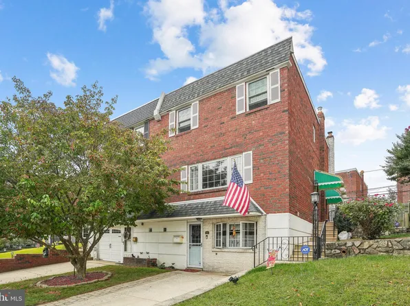 853 Ronnie Ln, Philadelphia, PA 19128