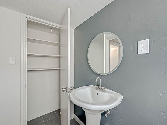 4th image of 2420 McDuffie St APT 1A