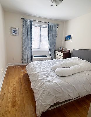 4th image of 29-34 Newtown Ave #1