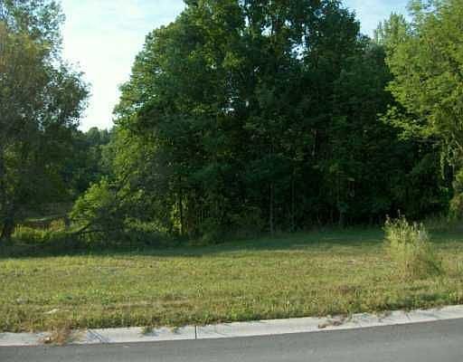 1st image of 102 Schuyler Dr