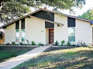 904 Cross Bend Rd, Plano, TX 75023