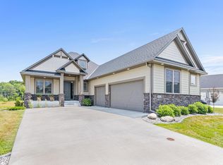 1953 Annika Dr N, Lake Elmo, MN 55042
