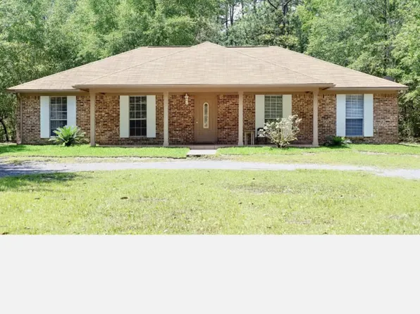 1029 Pine St, Ocean Springs, MS 39564