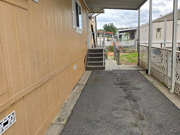 5th image of 853 N Main St #61