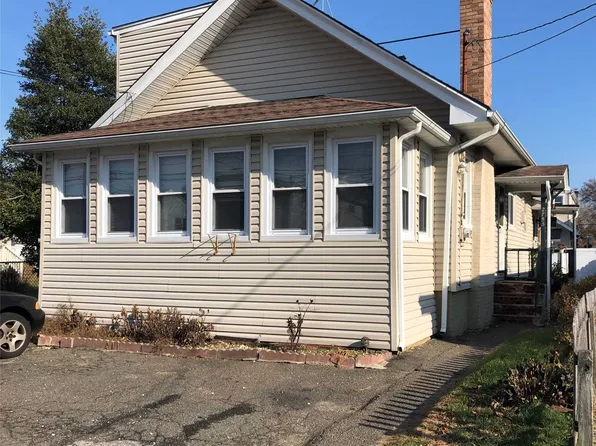 2753 Central Ave, Baldwin, NY 11510