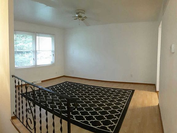 5th image of 512 Chisholm Trl