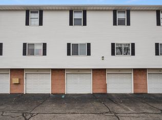 1240 S Main St #209, Morton, IL