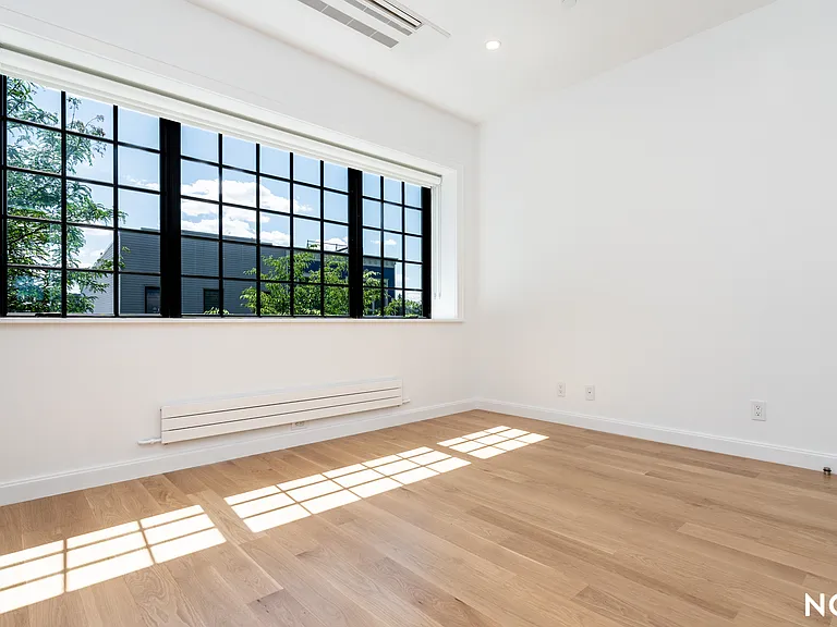 166 Eckford St #3 — Photo 21