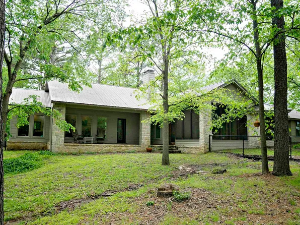 4970 Grand View Dr, Athens, TX 75752