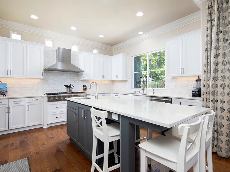 848 Jensen Ct — Photo 11