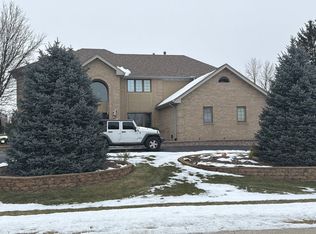 13207 W Hunt Master Ln, Lemont, IL 60439