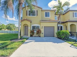 1851 SW 101st Way, Hollywood, FL 33025