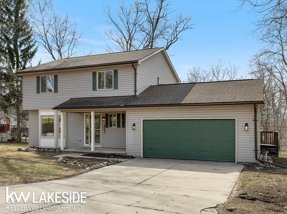 1st image of 2961 Old Orchard Dr