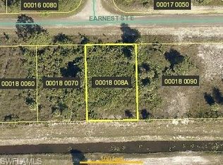 1224 Earnest St E, Lehigh Acres, FL 33974