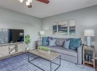 5601 W 58th St APT 210, Mission, KS 66202