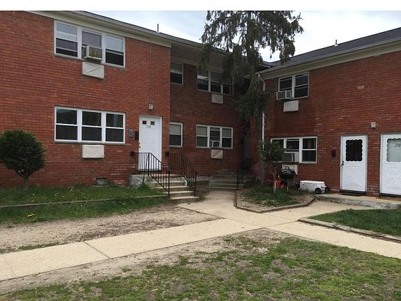 5th image of 223 Center St #A