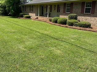 195 E Peter St, Cochran, GA 31014