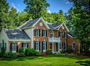 22 Bridle Ridge Dr, North Grafton, MA 01536