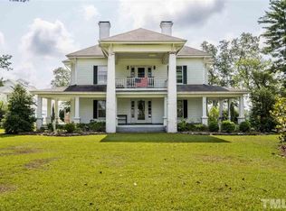 411 E Harrington Ave, Broadway, NC 27505
