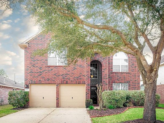 2nd image of 2827 Falcon Knoll Ln