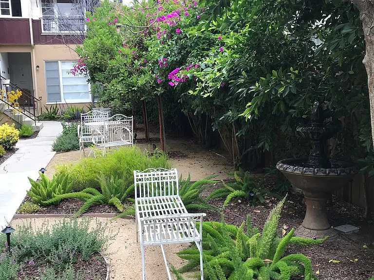 Chateau Louise — Photo 8