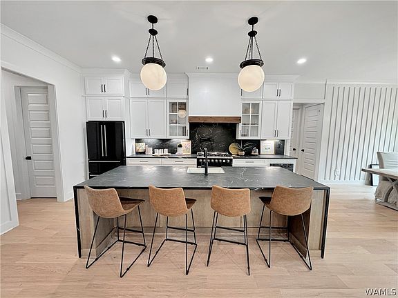4th image of 6038 Rosemeade St