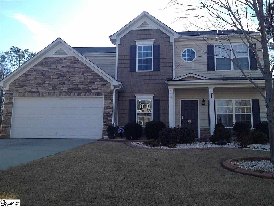 1st image of 235 Oak Branch Dr
