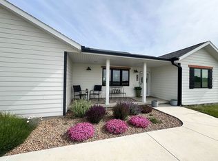 1728 Mohawk Rd, McPherson, KS 67460