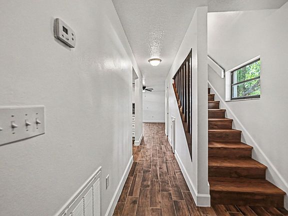 5th image of 2173 Stewart Rd
