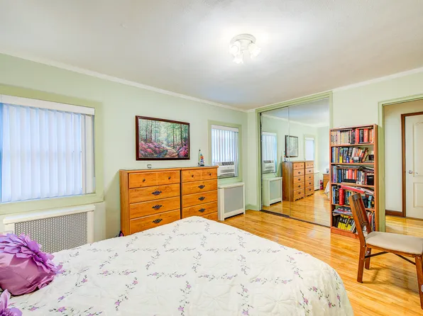 196-57 69th Avenue image 13 of 17