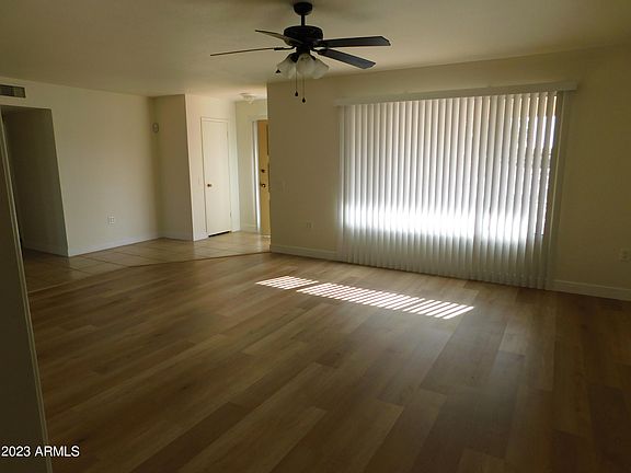 3rd image of 10304 W Concho Cir