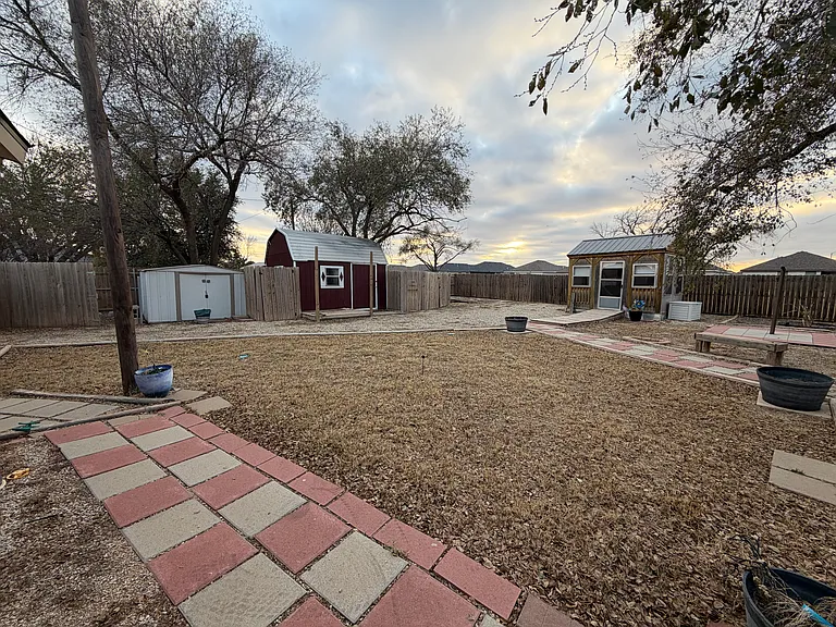 3408 Upland Ave — Photo 24