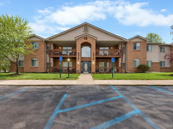 9624 Sawgrass Ct, Belleville, MI 48111