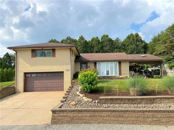 13763 Redwood Dr, North Huntingdon, PA 15642