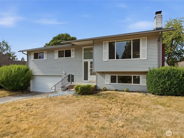 10074 SE 213th Place, Kent, WA 98031