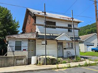 101 Bridge St, Mahanoy Plane, PA 17949
